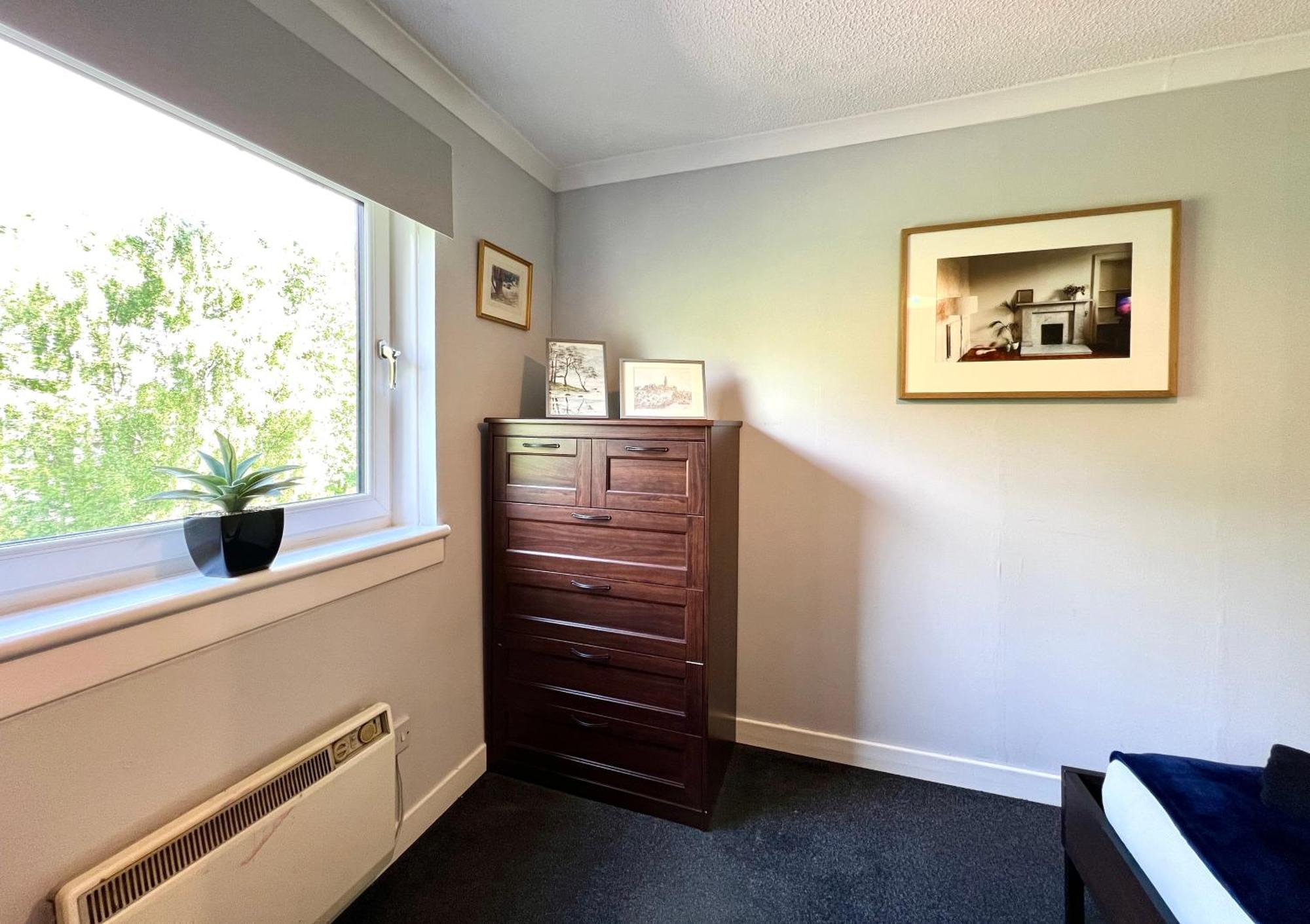 Spacious 2 Bed-Flat In Glasgow City - Free Parking Exterior photo