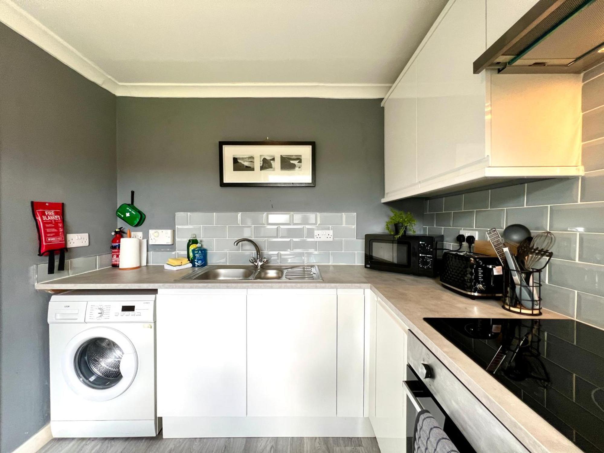 Spacious 2 Bed-Flat In Glasgow City - Free Parking Exterior photo